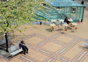 Primary in city centre